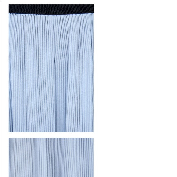 ZARA Pleated Light Gray Wide Leg Pants - Picture 3 of 4